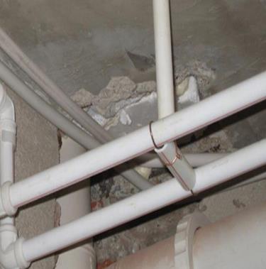 伊犁哈萨克漏水维修 卫生间漏水的原因是什么？卫生间下水管漏水怎么办？